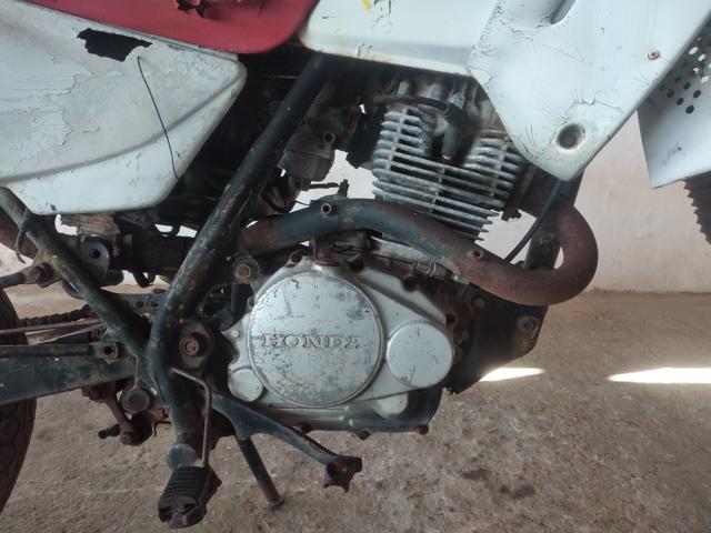 HONDA XR 200R - 1999/1999 — foto 6 de 13