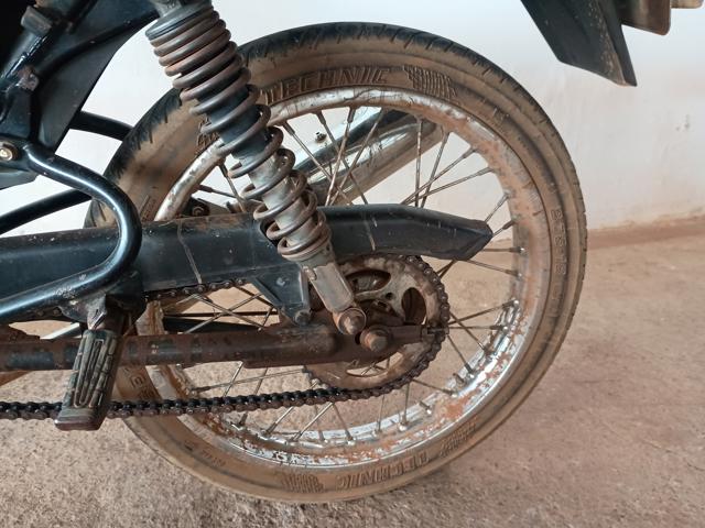 YAMAHA YBR125 FACTOR K - 2013/2014 — foto 9 de 9