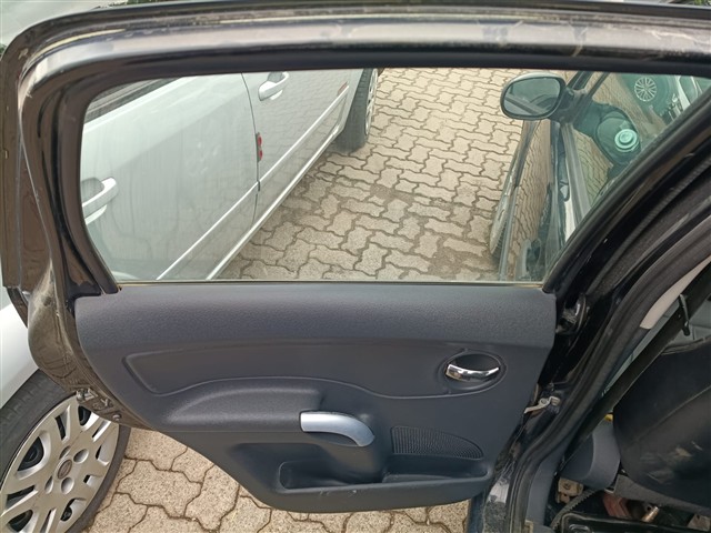 CITROEN C3 GLX 14 FLEX - 2011/2012 — foto 15 de 25