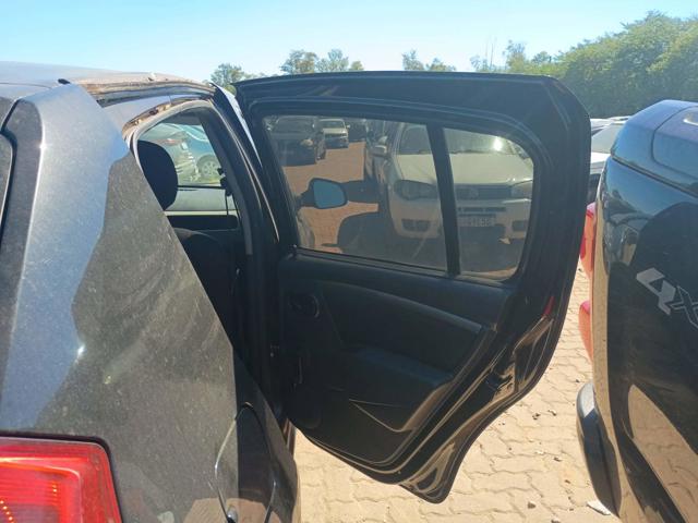 RENAULT SANDERO EXP1016V - 2010/2010 — foto 16 de 26