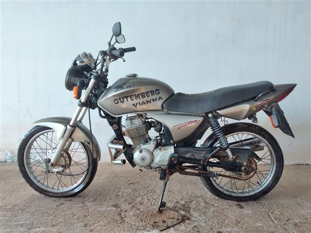 Honda CG 150 Titan em leilão — PI