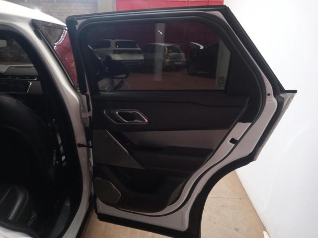 LAND ROVER VELAR P380 SE RDYN - 2017/2018 — foto 18 de 39