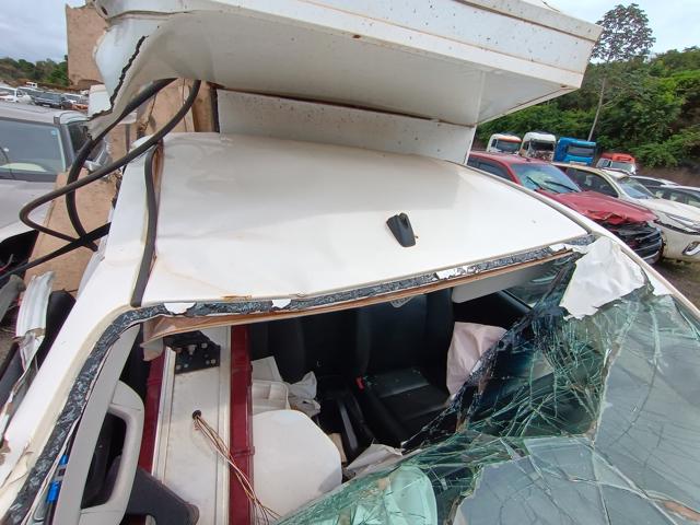 TOYOTA HILUX MAIA AMB1 - 2025/2025 — foto 14 de 40