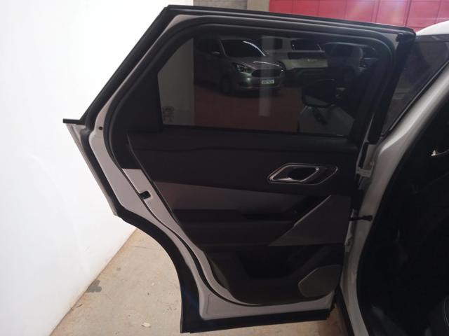 LAND ROVER VELAR P380 SE RDYN - 2017/2018 — foto 19 de 39