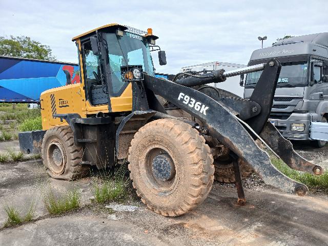 Foto 2: PA CARREGADEIRA MODELO F936K - 2025/2025
