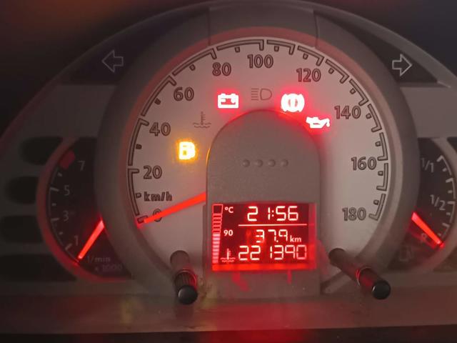 VOLKSWAGEN FOX 1.0 - 2007/2008 — foto 6 de 32