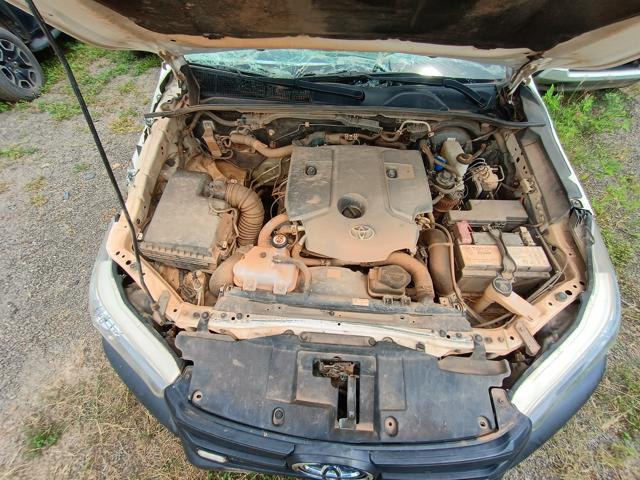 TOYOTA HILUX MAIA AMB1 - 2025/2025 — foto 9 de 40
