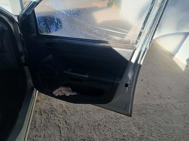 FORD FIESTA FLEX - 2010/2011 — foto 17 de 37