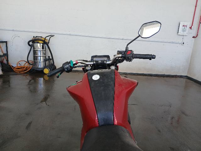 Foto 6 de 27: CB300F TWISTER ABS - 2025/2025