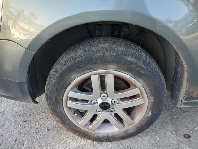 VOLKSWAGEN FOX 1.0 - 2009/2010 — foto 31 de 37