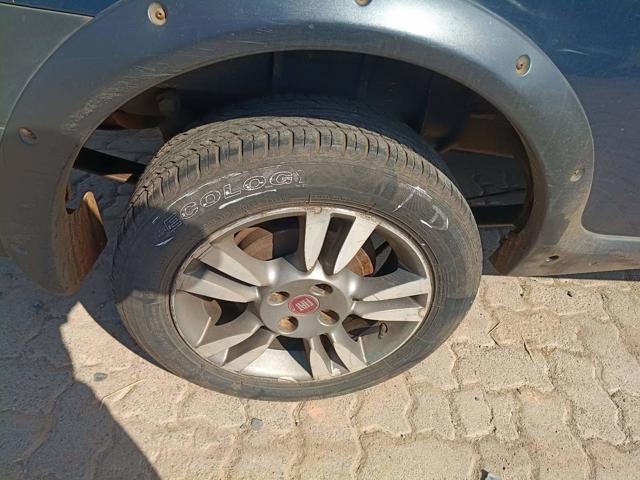 FIAT STRADA TREK FLEX - 2006/2007 — foto 25 de 26