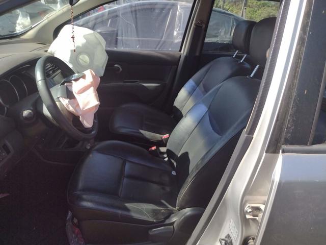 NISSAN LIVINA 18SL - 2012/2013 — foto 13 de 36