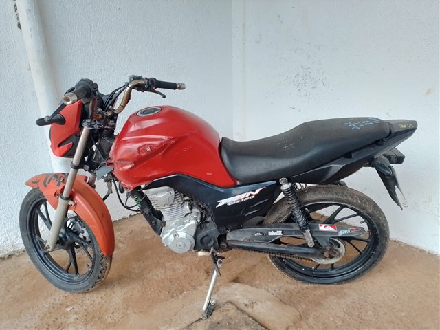 Honda CG 160 FAN Esdi 2016 em leilão
