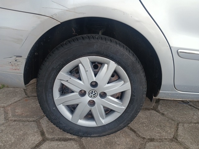 VOLKSWAGEN VOYAGE 1.0 - 2011/2011 — foto 24 de 26