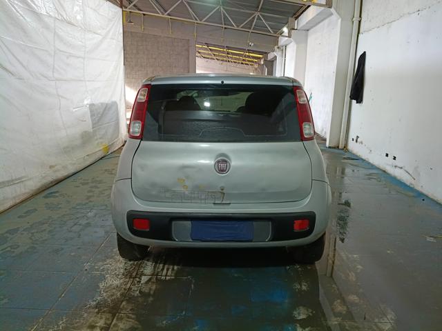 FIAT UNO VIVACE 1.0 - 2011/2012 — foto 17 de 22