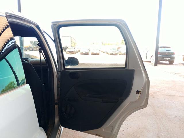 FORD FIESTA FLEX - 2010/2011 — foto 24 de 37