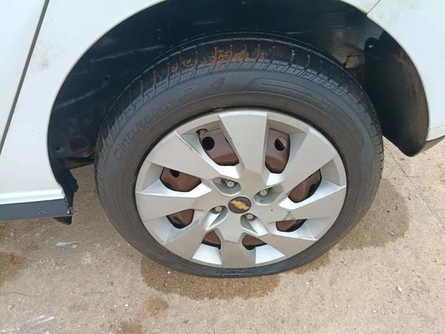 CHEVROLET ONIX 1.4MT LT - 2014/2015 — foto 22 de 22