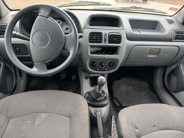 RENAULT CLIO CAM1016VH - 2009/2009 — foto 5 de 24