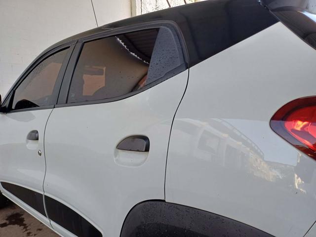 RENAULT KWID ZEN 10MT - 2020/2021 — foto 12 de 21