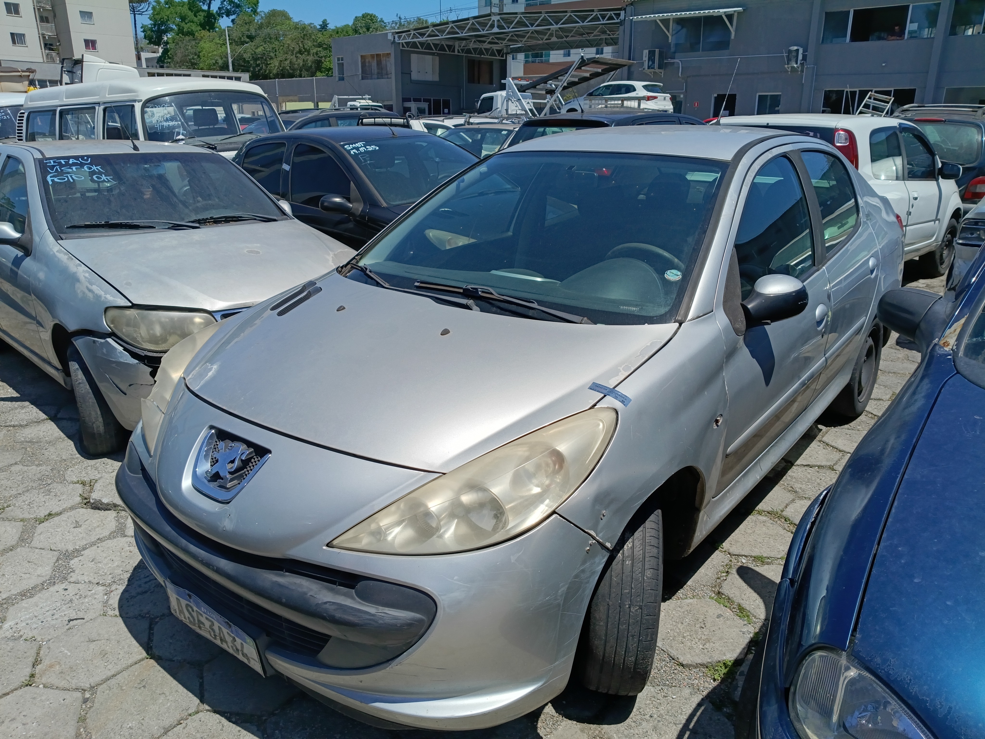 Peugeot 207passion XR 207 Sedan Passion XR 1.4 Flex 8V 4p
