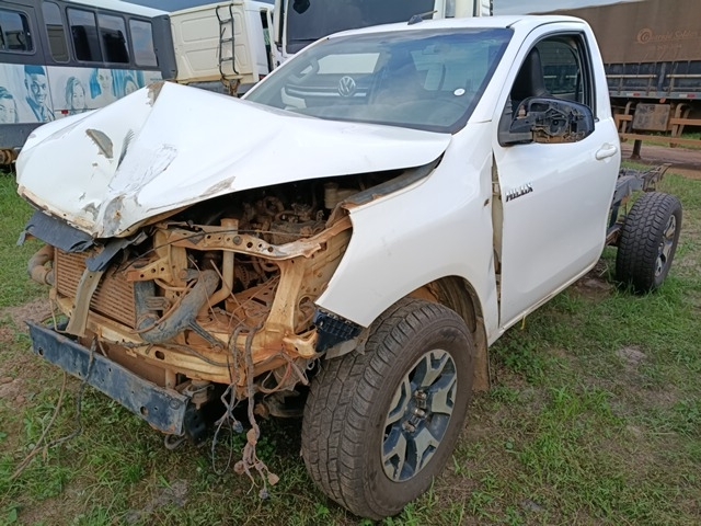 TOYOTA - HILUX CHLSTM4FD - leilão extrajudicial - PORTO VELHO RO - lance mínimo R$ 48.600