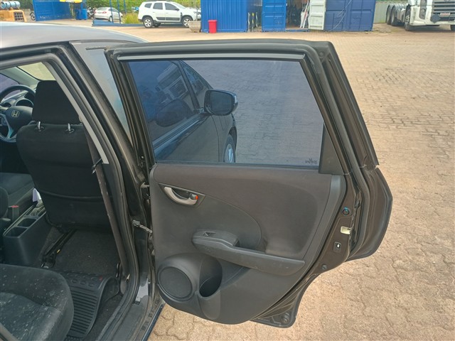 HONDA FIT EX FLEX - 2009/2009 — foto 18 de 33
