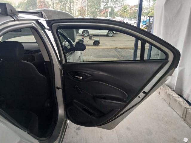 CHEVROLET ONIX 1.0MT LT - 2018/2019 — foto 28 de 38