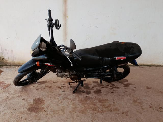 Honda Pop100 2007 em leilão