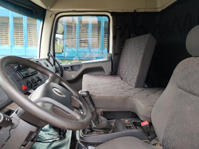 VOLKSWAGEN 24.280 CRM 6X2 - 2013/2013 — foto 13 de 40