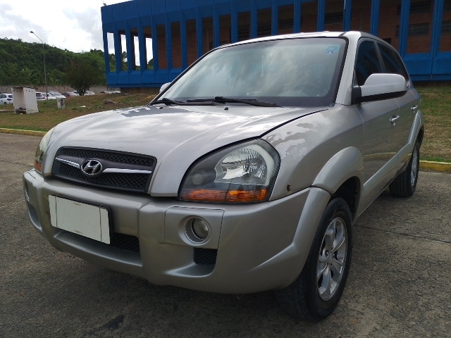 HYUNDAI TUCSON GLS 20L - 2009/2010
