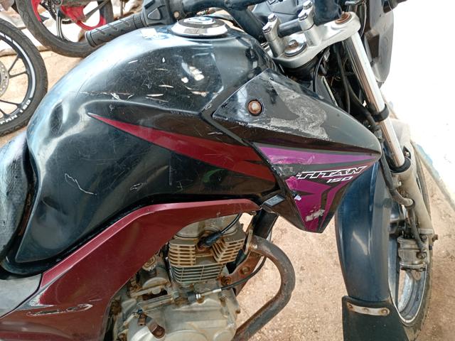 HONDA CG 150 TITAN EX - 2014/2014 — foto 16 de 18