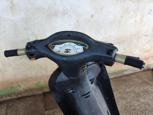 HONDA C100 BIZ ES - 2004/2004 — foto 6 de 11