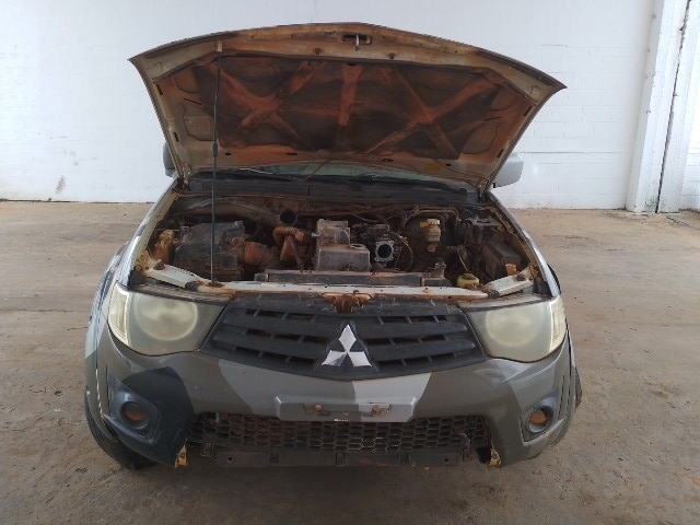 Foto 9 de 25: L200 TRITON GL D - 2015/2016