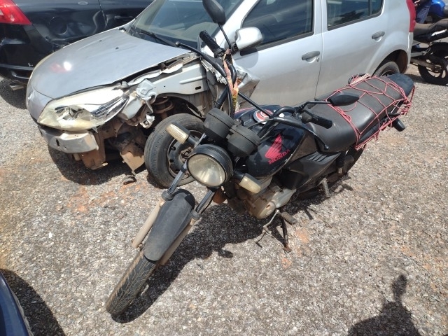 HONDA - CG 125 FAN KS - leilão extrajudicial - SAMAMBAIA DF - lance mínimo R$ 2.500