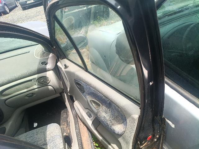 Foto 16 de 39: SCENIC RT1.6 16V - 2003/2003