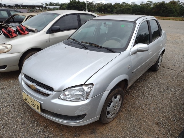 CHEVROLET - CLASSIC LS - leilão extrajudicial - SAMAMBAIA DF - lance mínimo R$ 15.000