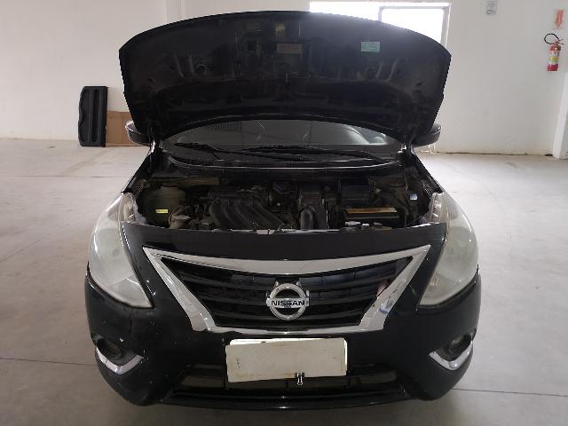 Foto 26 de 44: VERSA 16 UNIQUE - 2015/2016
