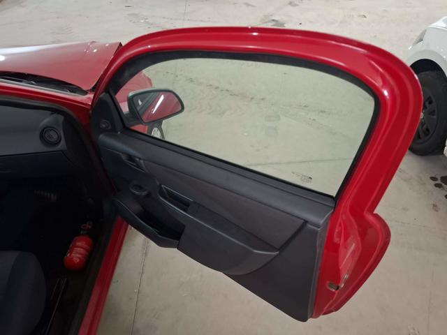 CHEVROLET CELTA 1.0L LS - 2011/2012 — foto 15 de 24