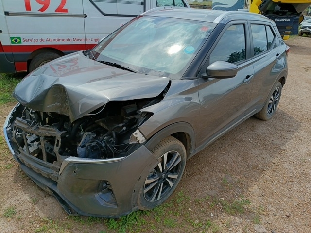 Nissan Kicks Advance CVT