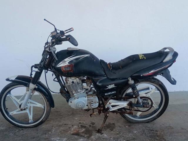 Suzuki EN 125 Yes