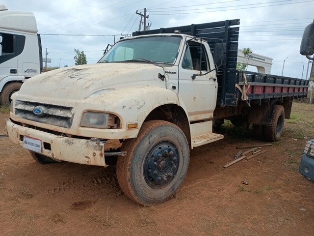 SUCATA APROVEITÁVEL COM MOTOR INSERVÍVEL - leilão extrajudicial - ALTAMIRA PA - lance mínimo R$ 1.071