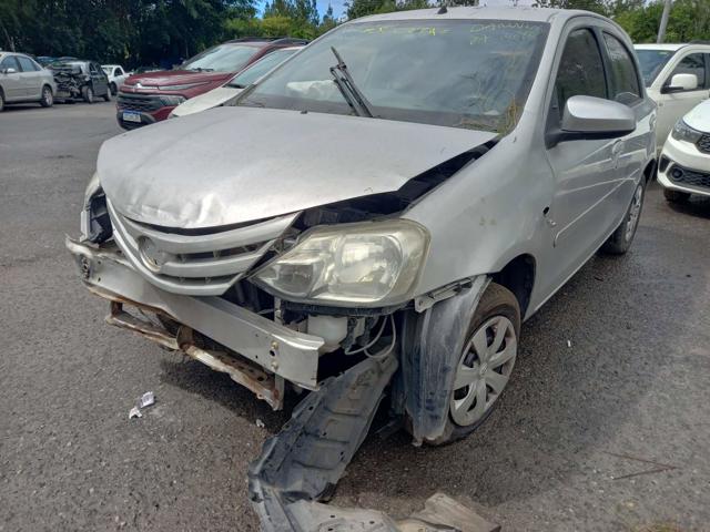 TOYOTA ETIOS HB XS 15 - 2014/2015