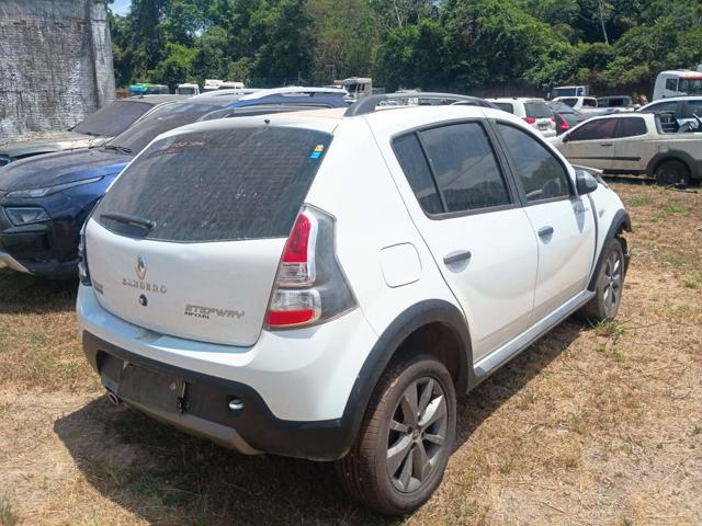 RENAULT SANDERO STEPWAY - 2012/2013 — foto 4 de 36