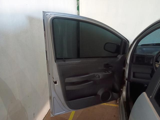 VOLKSWAGEN FOX 1.0 ROUTE - 2008/2009 — foto 14 de 24