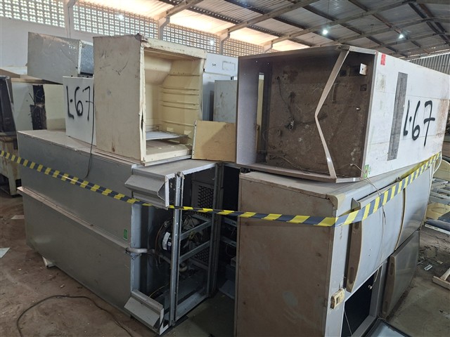 Lote composto por: geladeiras hospitalares,geladeiras e free
