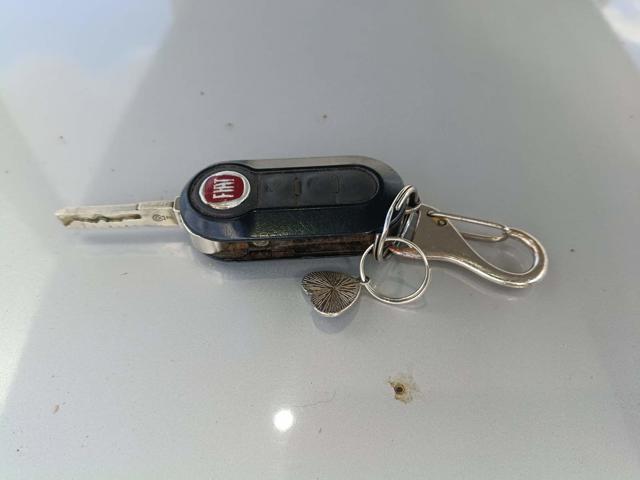 FIAT PALIO ATTRACTIV 1.0 - 2012/2012 — foto 25 de 27
