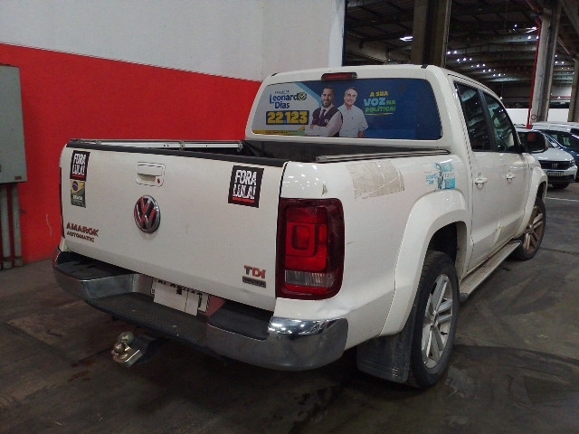 VOLKSWAGEN AMAROK CD 4X4 HIGH - 2016/2016 — foto 3 de 40