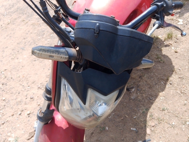 YAMAHA - FAZER YS250 - leilão extrajudicial - MARABÁ PA - lance mínimo R$ 300