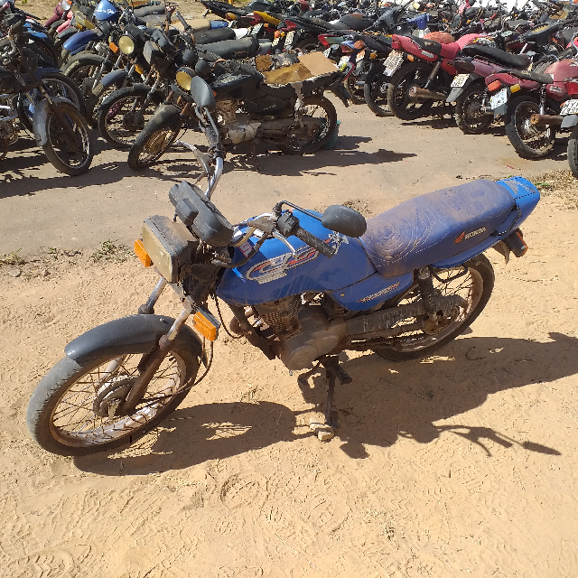HONDA - CG 125 TITAN - leilão extrajudicial - TIANGUÁ CE - lance mínimo R$ 400