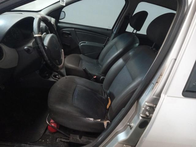 RENAULT SANDERO AUT1016V - 2009/2009 — foto 12 de 37